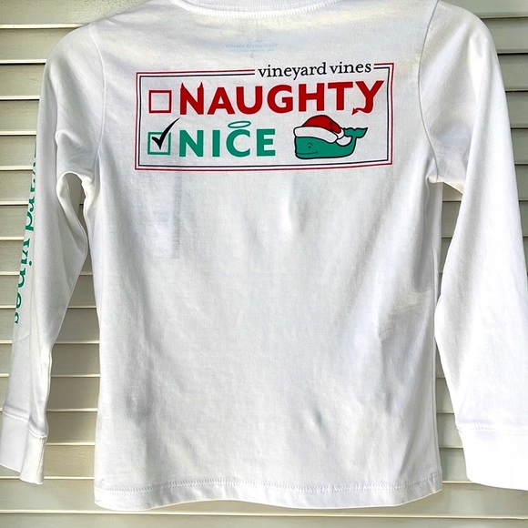 NWT🛍Vin Vines Christmas Tee - Picture 9 of 11